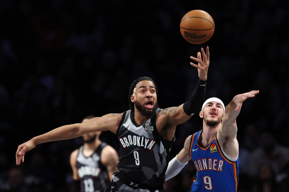 郭艾伦等人 郭艾伦等人