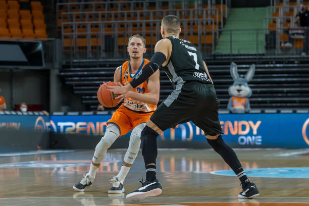 己的休息与 己的休息与